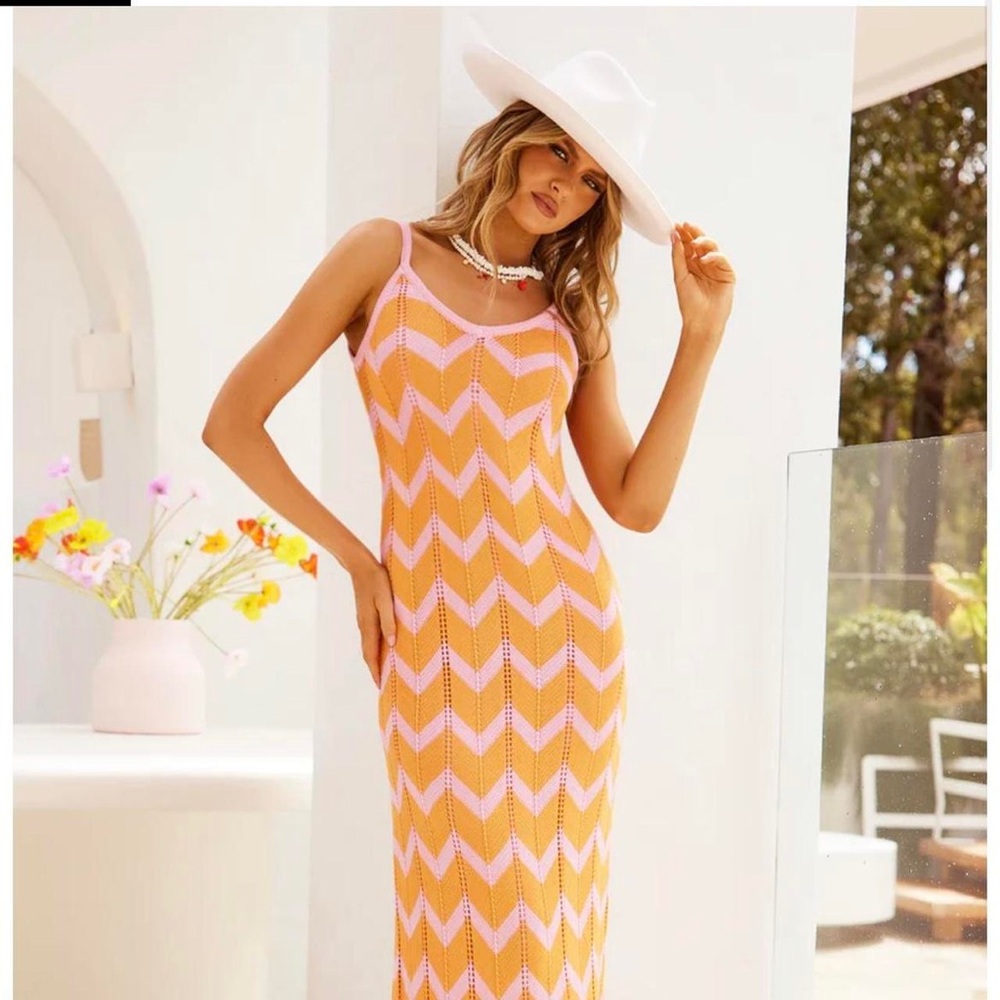 TALULAH - Maxi Dress‎ Pink and Orange